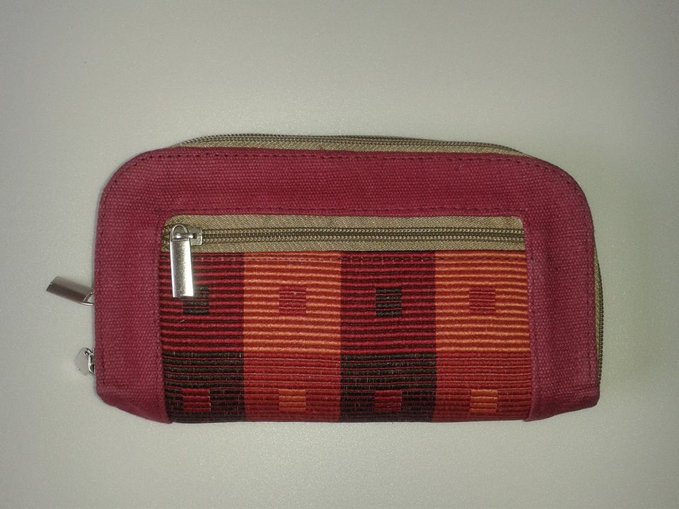 Essence Perfumes & Accessories